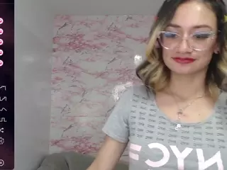 emily-rousse-t's Live Sex Cam Show