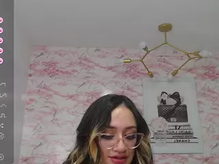 emily-rousse-t's Live Sex Cam Show