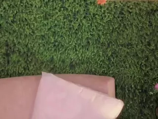emmily-z's Live Sex Cam Show