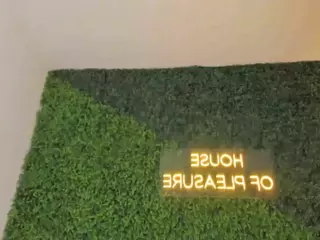 emmily-z's Live Sex Cam Show