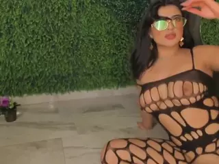 emmily-z's Live Sex Cam Show