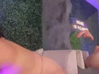 emmily-z's Live Sex Cam Show