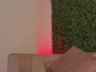 emmily-z's Live Sex Cam Show