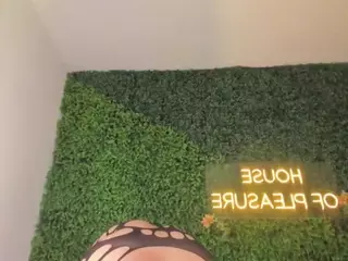 emmily-z's Live Sex Cam Show