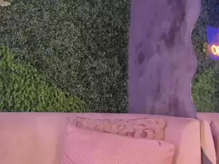 emmily-z's Live Sex Cam Show