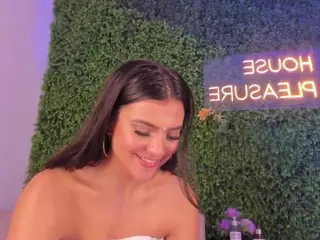 emmily-z's Live Sex Cam Show