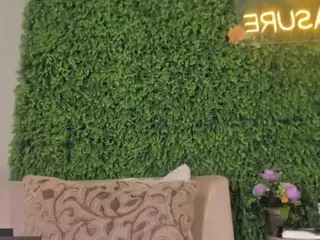 emmily-z's Live Sex Cam Show