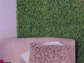emmily-z's Live Sex Cam Show
