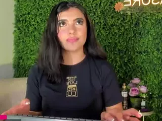 emmily-z's Live Sex Cam Show