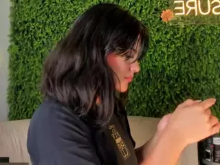 emmily-z's Live Sex Cam Show