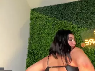 emmily-z's Live Sex Cam Show