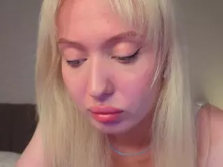Miarhode's Live Sex Cam Show