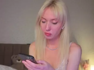 Miarhode's Live Sex Cam Show