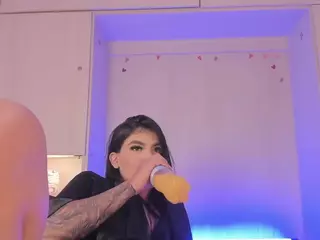 ShirleyJones's Live Sex Cam Show