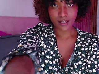 Coral Lise's Live Sex Cam Show