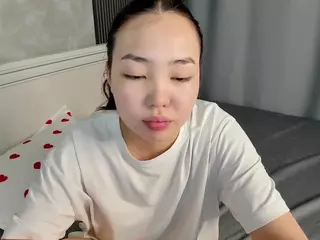 spoky-tyan's Live Sex Cam Show