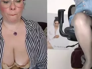 Diva87's Live Sex Cam Show