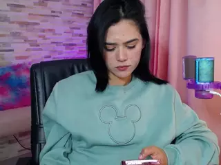 Harmonyevans's Live Sex Cam Show