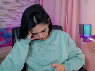 Harmonyevans's Live Sex Cam Show