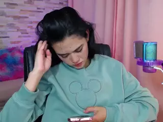 Harmonyevans's Live Sex Cam Show
