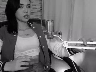 Harmonyevans's Live Sex Cam Show