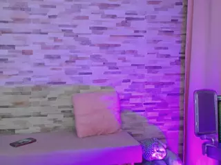 Harmonyevans's Live Sex Cam Show