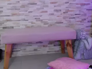 Harmonyevans's Live Sex Cam Show
