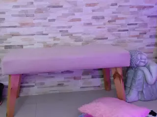 Harmonyevans's Live Sex Cam Show