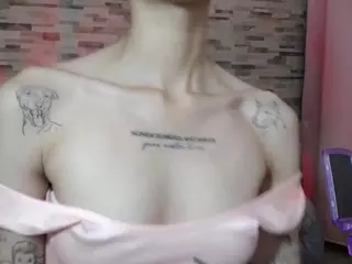 Harmonyevans's Live Sex Cam Show