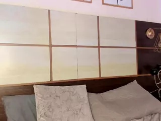 LucyCanels's Live Sex Cam Show