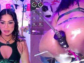 Live cam show with MayaRouse