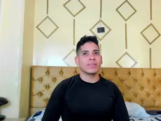 MistycCouplee's Live Sex Cam Show