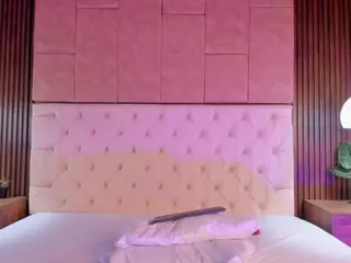 Sophia Jones's Live Sex Cam Show
