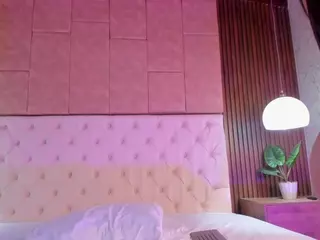 Sophia Jones's Live Sex Cam Show