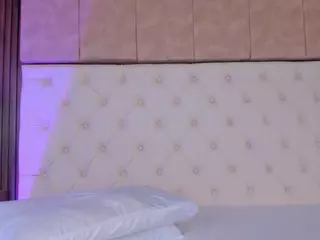 Sophia Jones's Live Sex Cam Show
