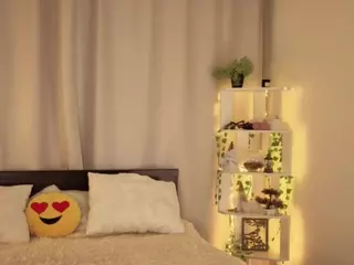 EdithaHanners's Live Sex Cam Show