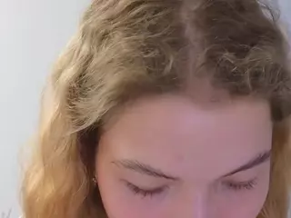 EmilyLuv's Live Sex Cam Show