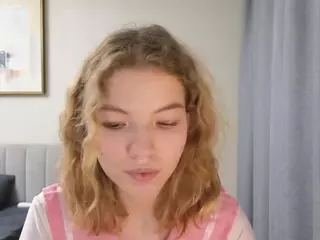 EmilyLuv's Live Sex Cam Show
