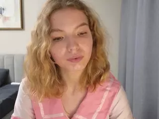 EmilyLuv's Live Sex Cam Show