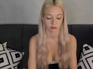 MelissaSun's Live Sex Cam Show