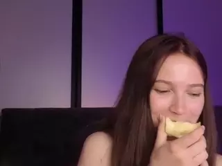 PhilomenaDudley's Live Sex Cam Show