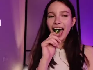 PhilomenaDudley's Live Sex Cam Show