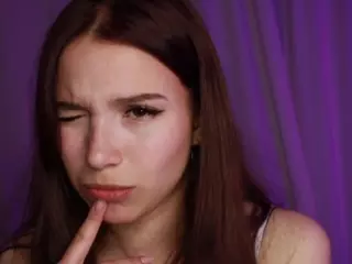 PhilomenaDudley's Live Sex Cam Show
