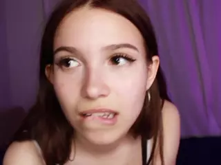 PhilomenaDudley's Live Sex Cam Show