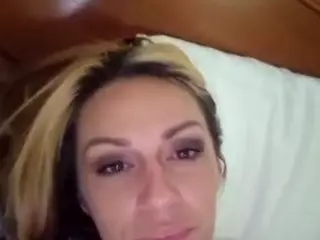 Hiikitty424's Live Sex Cam Show