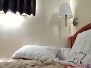Hiikitty424's Live Sex Cam Show