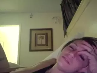 Hiikitty424's Live Sex Cam Show