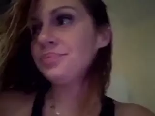 Hiikitty424's Live Sex Cam Show