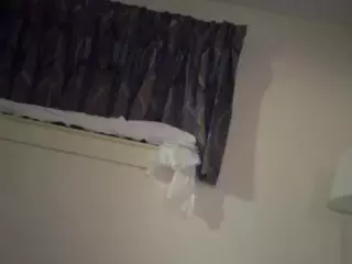 Hiikitty424's Live Sex Cam Show