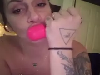 Hiikitty424's Live Sex Cam Show